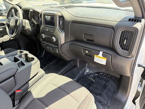 New 2026 GMC Sierra 2500 Pro w/ Convenience Package RWD image 28