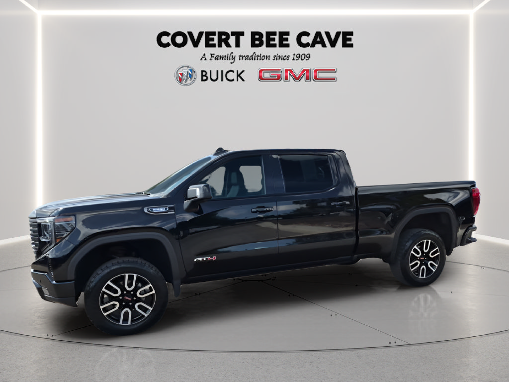 Used 2023 GMC Sierra 1500 AT4 w/ AT4 Preferred Package AWD/4WD image 4