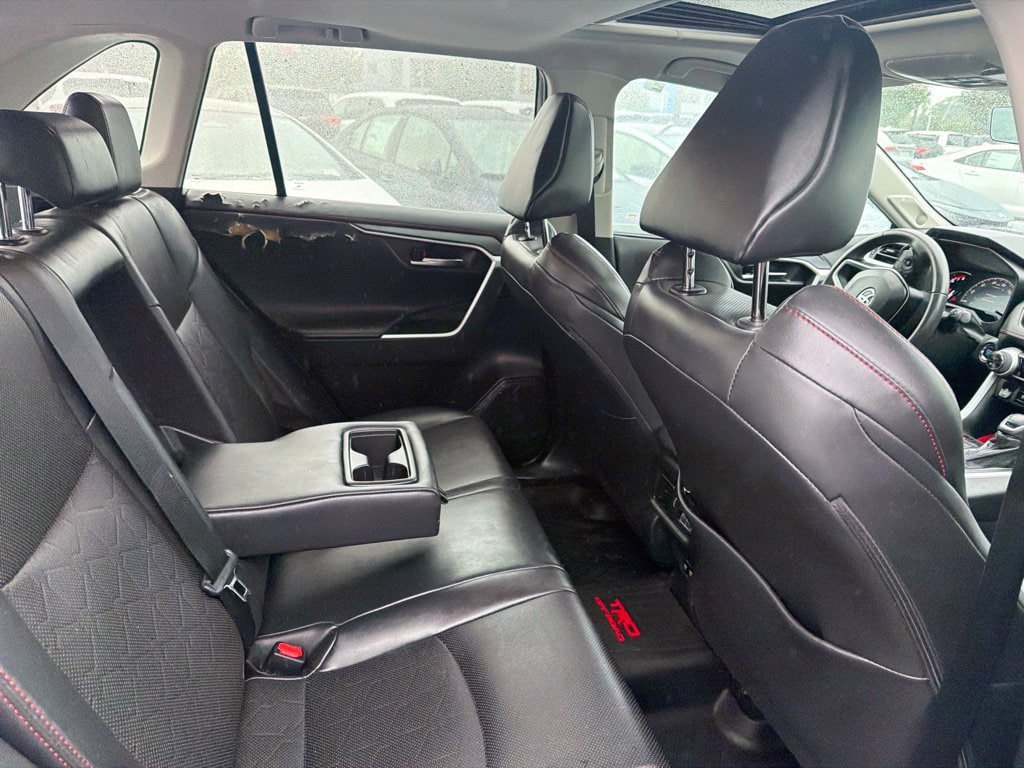 Used 2020 Toyota RAV4 TRD Off-Road AWD/4WD image 12