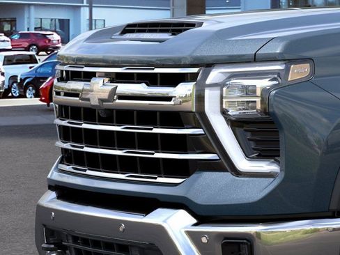 New 2026 Chevrolet Silverado 3500 LTZ w/ LTZ Premium Package image 14