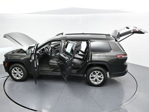 Used 2023 Jeep Grand Cherokee L Limited AWD/4WD image 49
