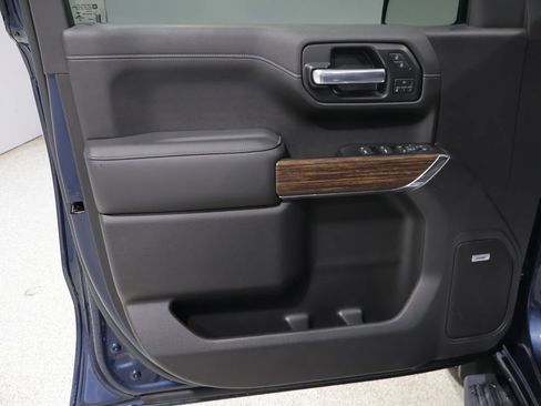 Used 2020 Chevrolet Silverado 1500 High Country w/ Trailer Camera Package AWD/4WD image 12