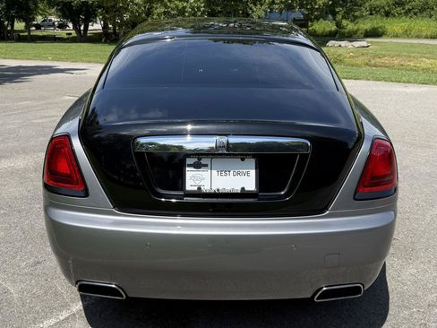 Used 2014 Rolls-Royce Wraith RWD image 7