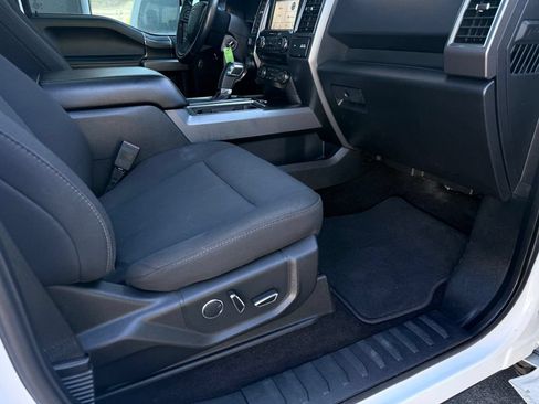 Used 2018 Ford F150 XLT w/ Equipment Group 302A Luxury AWD/4WD image 46