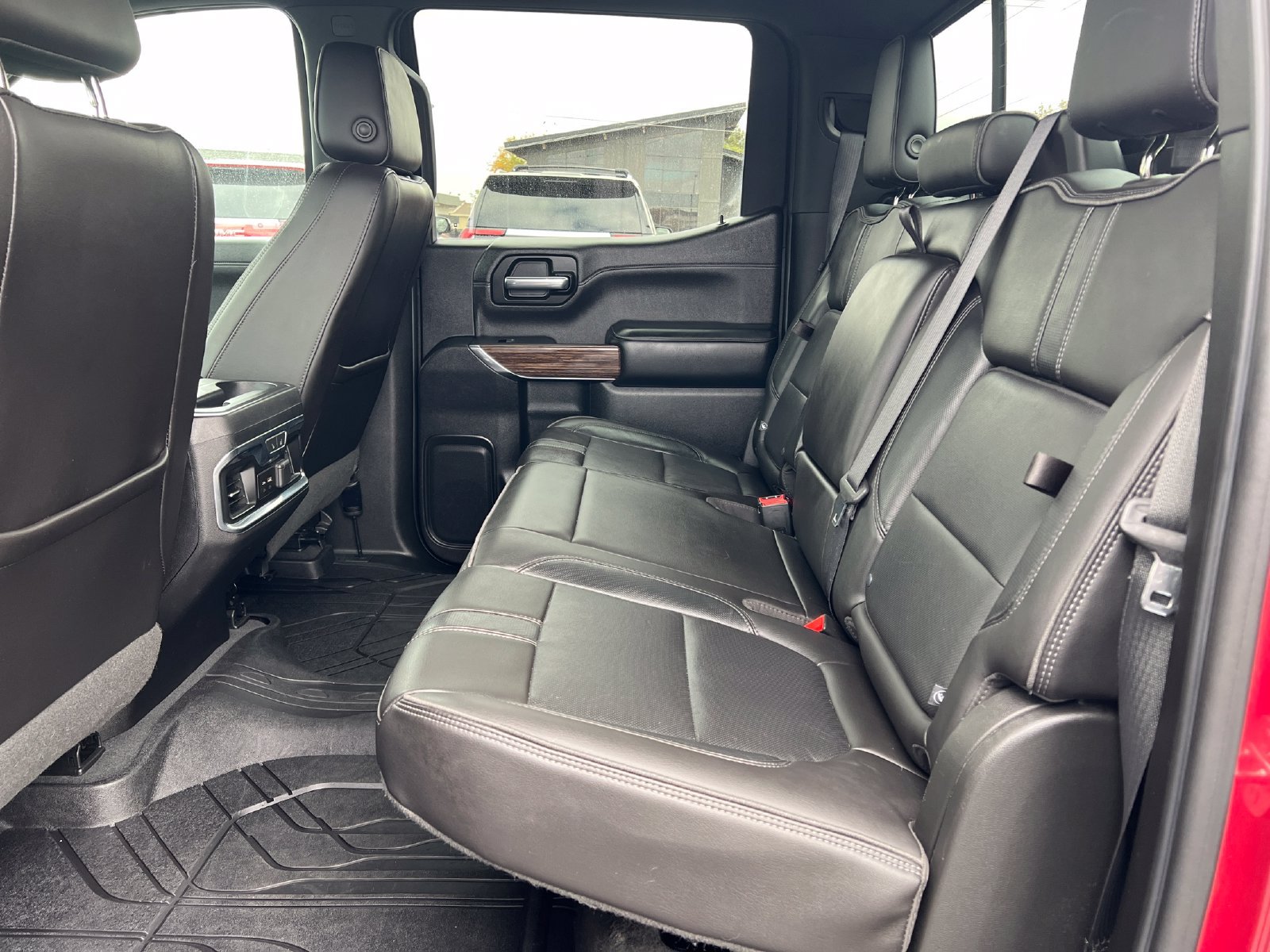Used 2019 Chevrolet Silverado 1500 High Country w/ High Country Premium Package AWD/4WD image 29