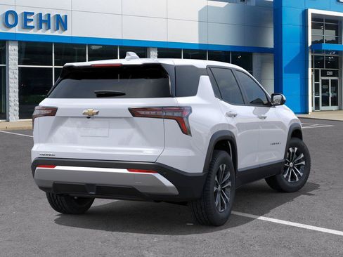 New 2027 Chevrolet Equinox LT w/ Convenience Package II FWD image 4