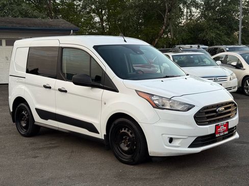 Used 2022 Ford Transit Connect XLT FWD image 2