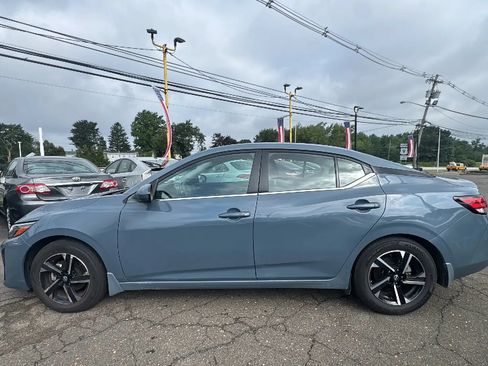 Used 2025 Nissan Sentra SV w/ All-Weather Package FWD image 8