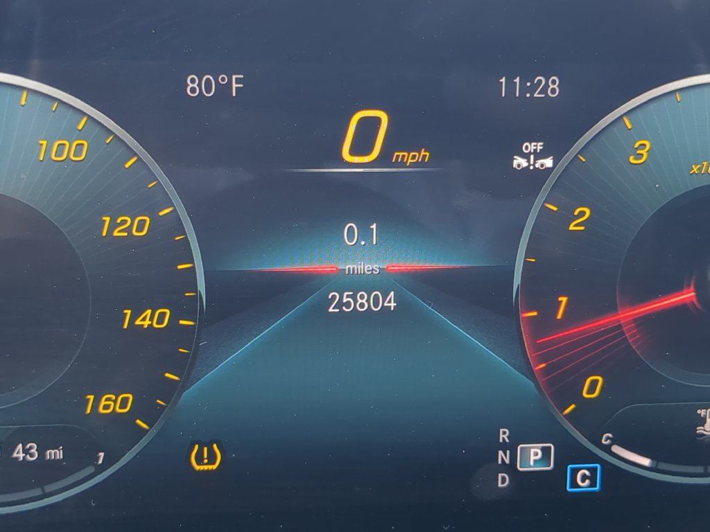 Used 2023 Mercedes-Benz CLA 250 w/ Premium Package image 35