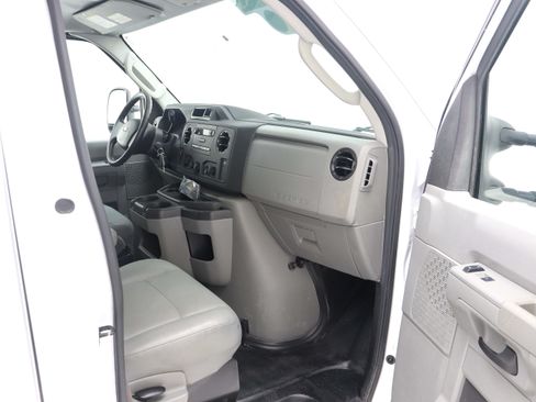 Used 2016 Ford E-350 and Econoline 350 Super Duty w/ Power Windows & Locks Group RWD image 18