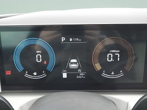 Certified 2025 Hyundai Tucson SEL image 28