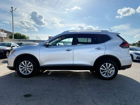 Used 2018 Nissan Rogue SV AWD/4WD image 11