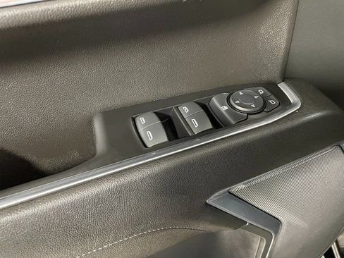 Used 2023 GMC Sierra 1500 SLE AWD/4WD image 19