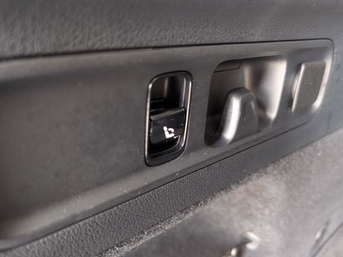 Used 2023 Mercedes-Benz GLC 300 4MATIC image 40