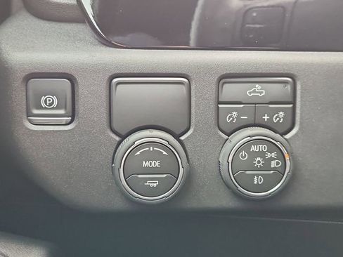 Used 2026 Chevrolet Silverado 1500 RST w/ RST Select Package RWD image 18