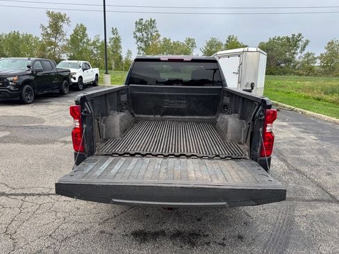 Used 2024 Chevrolet Silverado 1500 LT AWD/4WD image 26