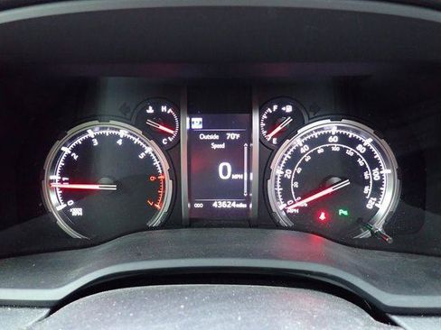 Certified 2023 Toyota 4Runner Limited AWD/4WD image 15