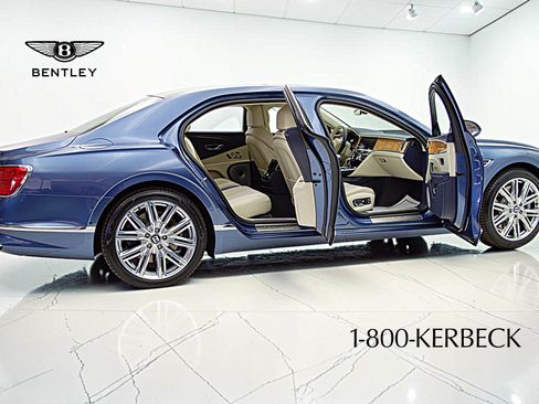 Certified 2022 Bentley Flying Spur Plug-In Hybrid AWD/4WD image 11