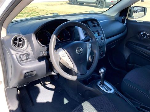 Used 2017 Nissan Versa SV image 18