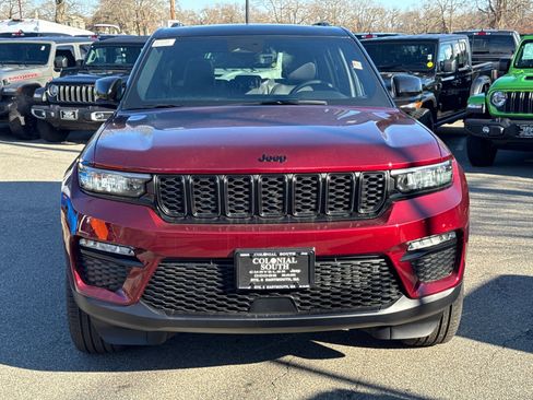 New 2025 Jeep Grand Cherokee Limited w/ Trailer Tow Package image 40