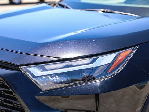Used 2022 Toyota RAV4 XLE Premium FWD image 8