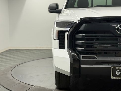 New 2026 Toyota Tundra SR image 4