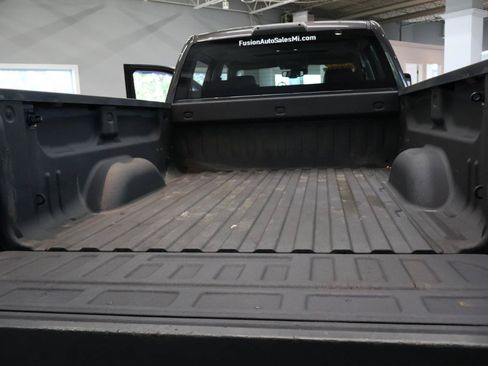 Used 2015 GMC Sierra 2500 SLT w/ Driver Alert Package AWD/4WD image 14