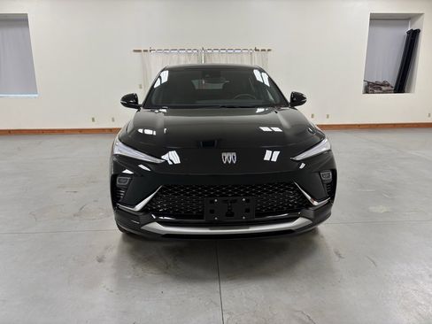 Used 2024 Buick Envista Avenir image 3