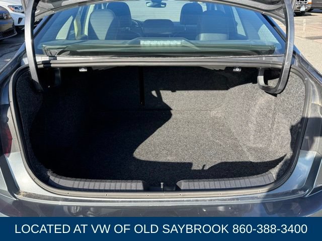 Used 2024 Volkswagen Jetta SE FWD image 16