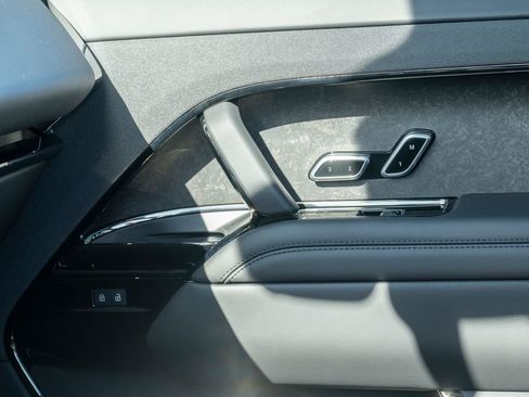 New 2025 Land Rover Range Rover Sport SV Edition Two image 16