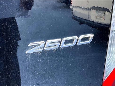 Used 2025 Mercedes-Benz Sprinter 2500 image 9