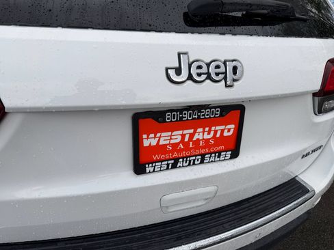 Used 2021 Jeep Grand Cherokee Limited AWD/4WD image 29