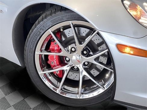 Used 2009 Chevrolet Corvette Z06 w/ Preferred Equipment Group image 24