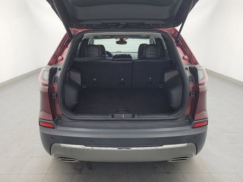 Used 2019 Jeep Cherokee Limited w/ Technology Group FWD image 29