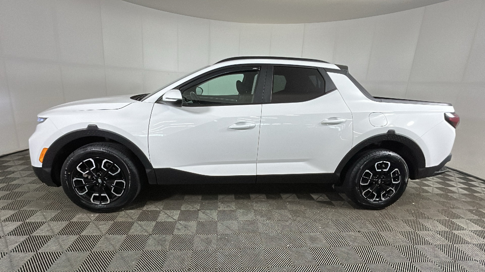 Certified 2023 Hyundai Santa Cruz SEL Premium AWD/4WD image 6