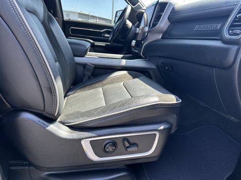 Used 2023 RAM 1500 Laramie AWD/4WD image 17
