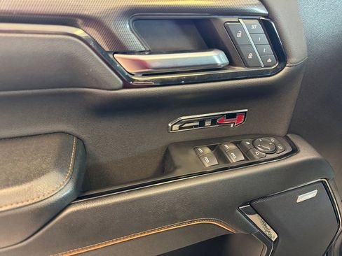 Used 2024 GMC Sierra 1500 AT4 w/ Technology Package image 11