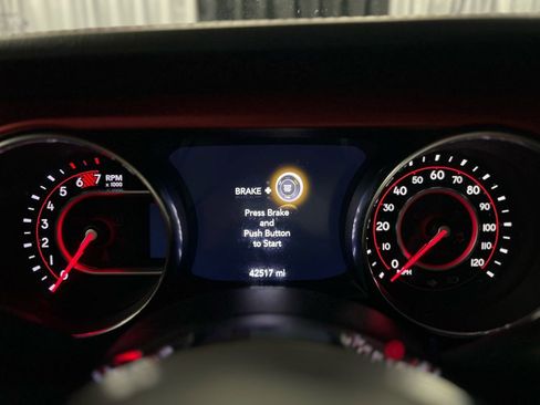 Used 2021 Jeep Wrangler Unlimited Rubicon w/ Dual Top Group image 28