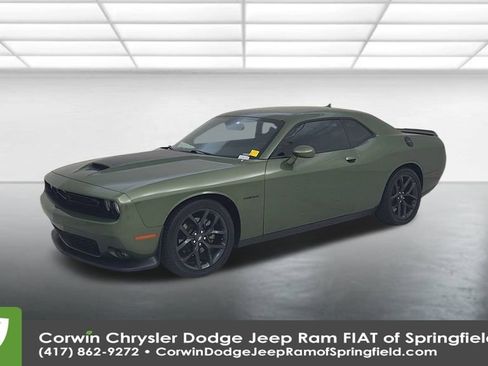 Used 2022 Dodge Challenger R/T image 7