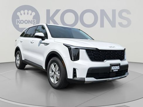 New 2026 Kia Sorento LX FWD image 10