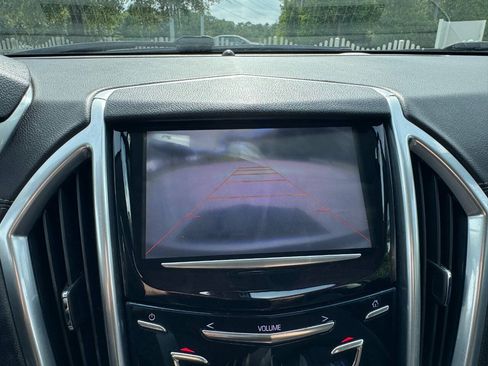 Used 2013 Cadillac SRX Luxury FWD image 21