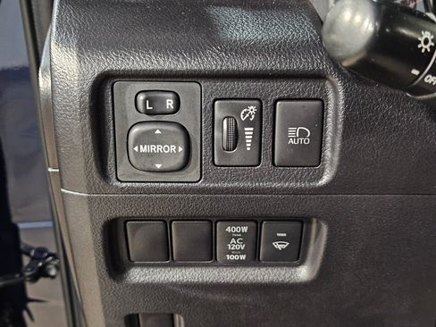 Used 2024 Toyota 4Runner SR5 image 25