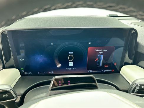 Used 2025 Lincoln Aviator Premiere w/ Equipment Group 101A image 13