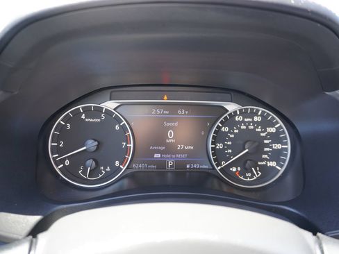 Used 2024 Nissan Altima 2.5 SR FWD image 15
