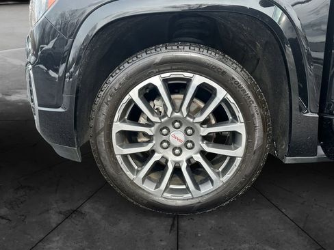 Used 2022 GMC Acadia Denali image 14