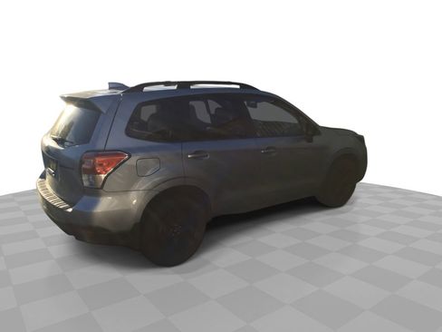 Used 2018 Subaru Forester 2.5i Premium image 8