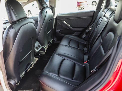 Used 2021 Tesla Model 3 Standard Range Plus RWD image 18