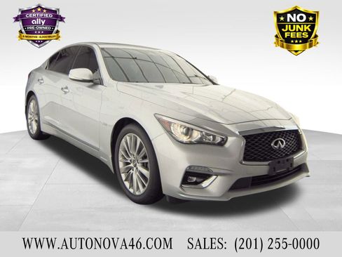 Used 2019 INFINITI Q50 Luxe w/ Essential Package (3.0T Luxe) image 1