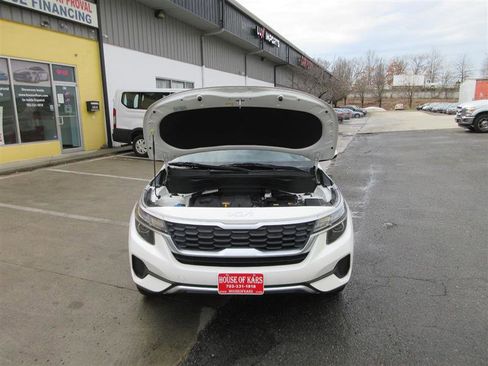 Used 2022 Kia Seltos LX image 31