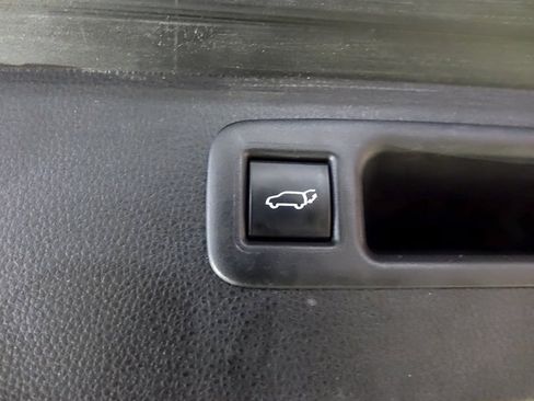 Certified 2024 Toyota Highlander LE image 25